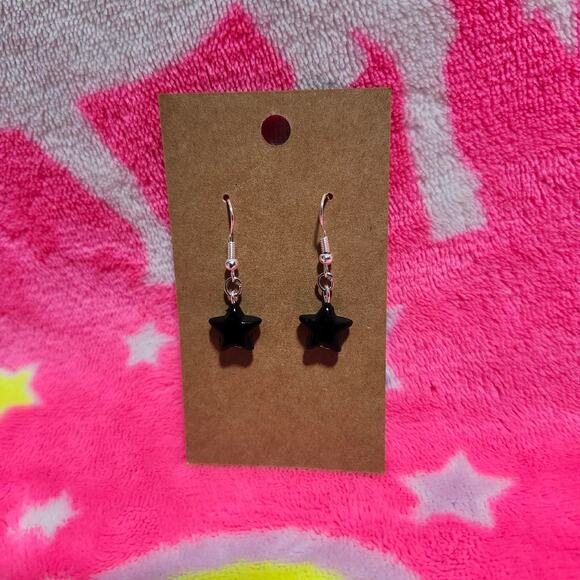 Black and Silver Star Drop/Dangle Earrings - Picture 1 of 2